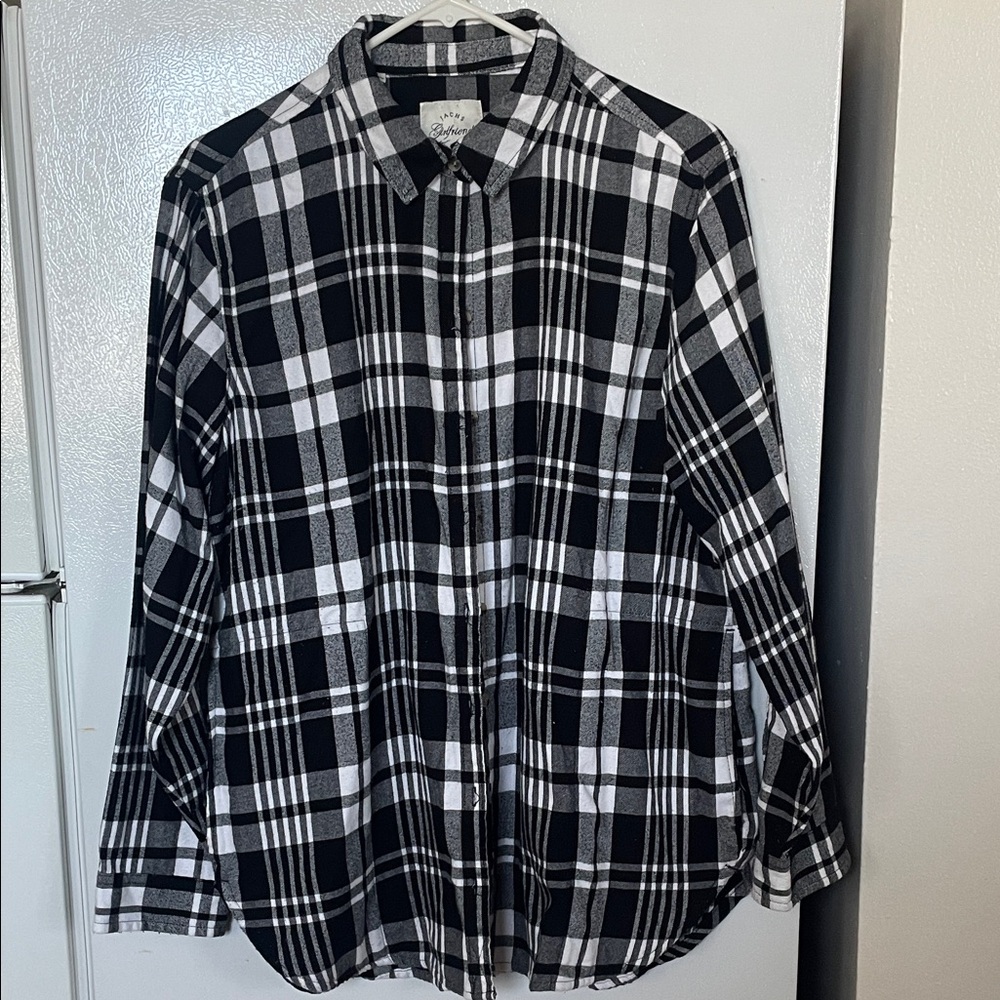 Jachs Girlfriend Large‎ Button Up Pockets Black and White Plaid Flannel LS Shirt